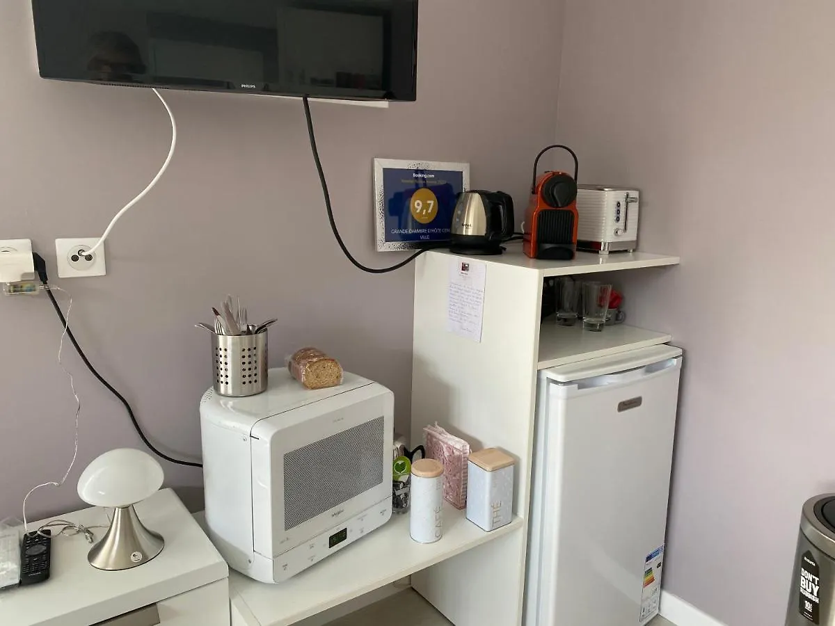Grande Chambre D'Hote Centre Ville Concarneau France